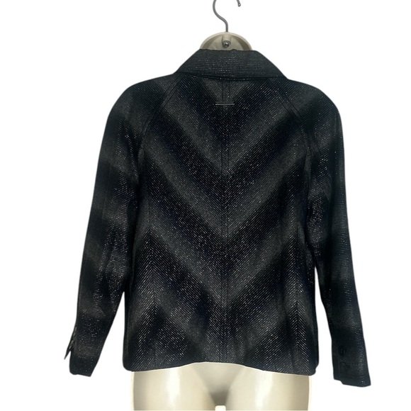 DKNY black and gray jacket with a bit of sparkle size L - Picture 2 of 7